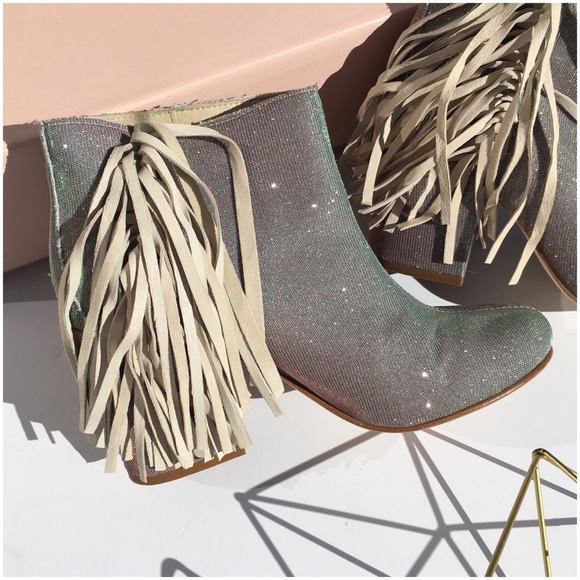 Anthropologie | Ouigal Amanda Leather Fringe Bootie - Picture 4 of 11